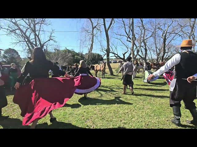 Gato. Grupo folklore EMAO Canelones 🕺💃🇺🇾