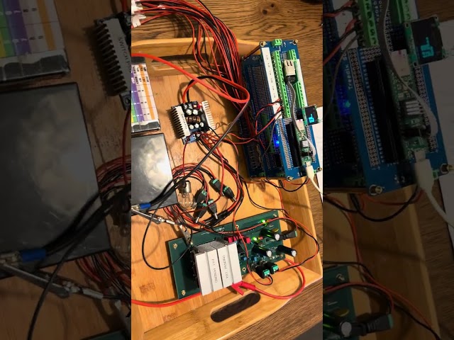 Sequential MOSFET driver switching with NXP iMXRT1062 eFlexPWM and 74HC4017 IC #mosfet #pwm #arduino