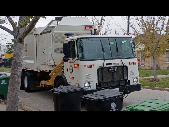 Recycle truck  brand new Autocar heil python collect trash 54107