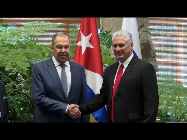 El canciller de Rusia condenó el embargo "ilegal" de EEUU a Cuba
