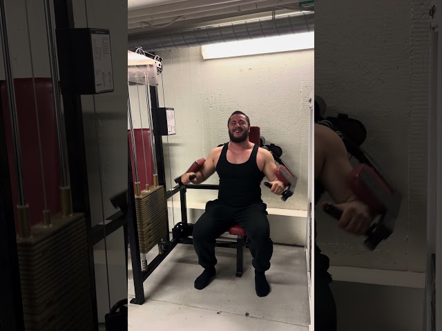 FULLSTACK LIKE NOTHING💀💀💀 #gym #youtubeshorts