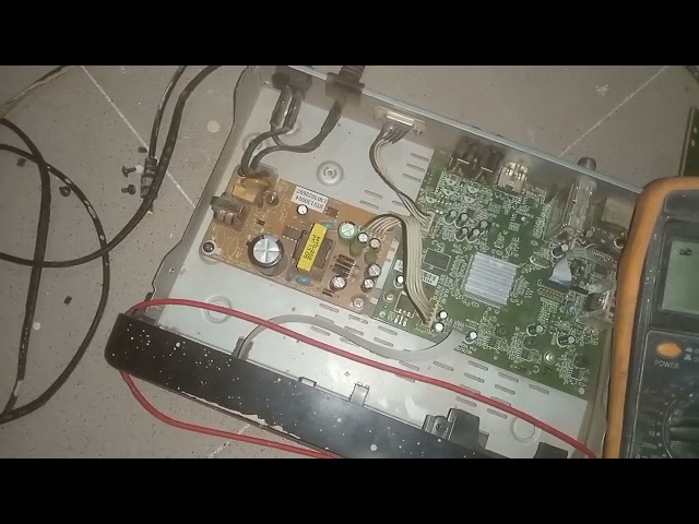 How to repair a dead STRONG SRT 4922 Satellite decoder ✌️