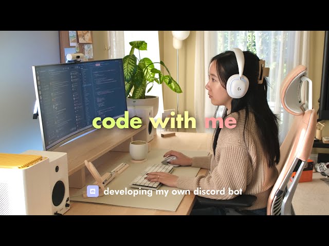 Day In The Life as a Software Engineer & Designer | Code a Discord Bot With Me!