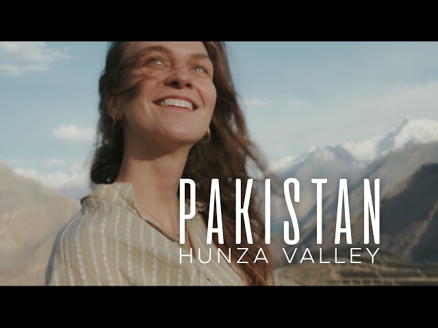 What it’s like exploring HUNZA, PAKISTAN as a solo female traveler 🇵🇰