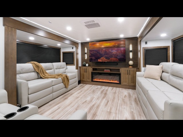Tour the 2026 Keystone Montana 3800FL
