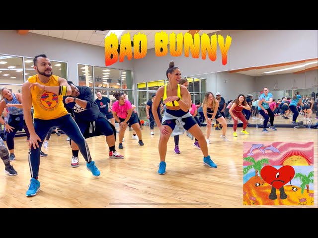 Titi Me Preguntó  | Bad Bunny | Choreo by Zumba Suzy | Zumba Fitness