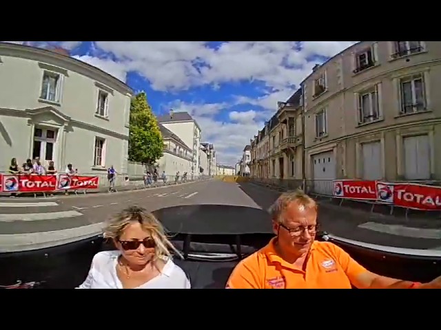 Auto Classic VR Vidéo 360° - Chinon Classic 2017 - Embarquez dans une Porsche 356 REPLICA de 1976