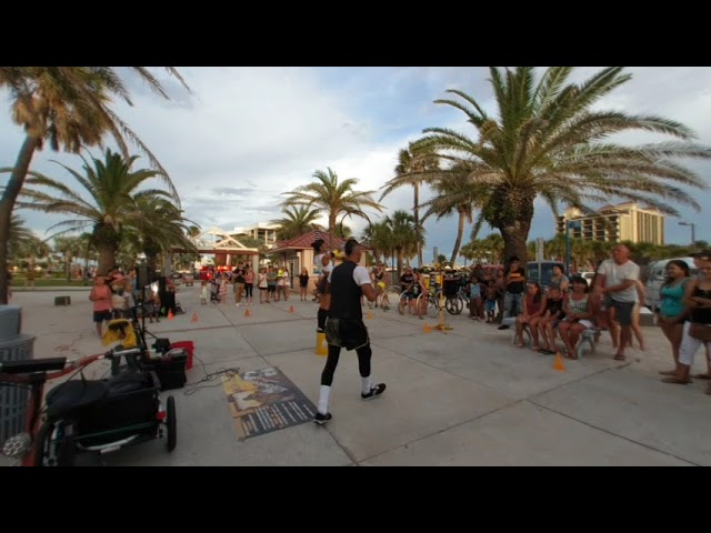 VR180 Pier 60 Entertainers