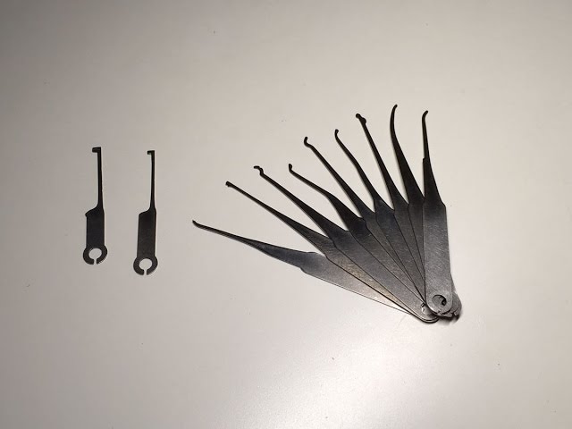 (173) Unusual Custom Pick Set - Be Inspired!