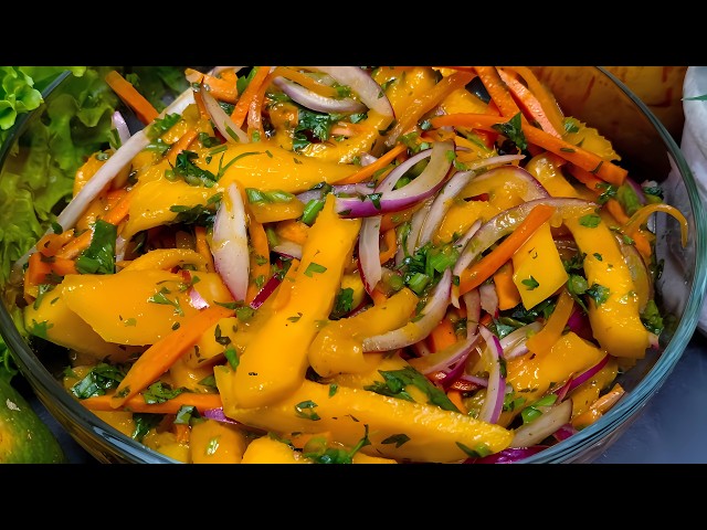 The easiest, quickest, and most delicious mango salad you can make in a few minutes 🥗