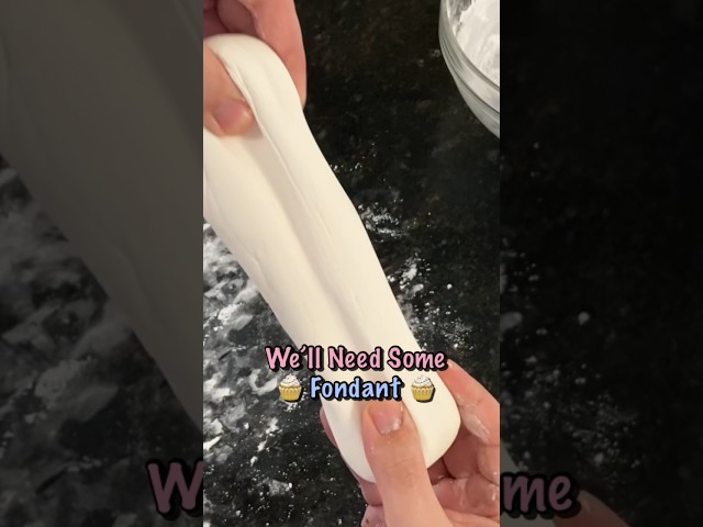The Easiest Homemade Fondant Ever #fondant #anyonecancook