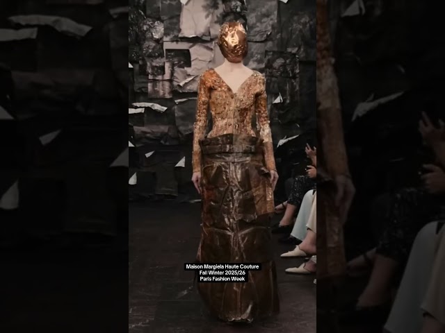 How to get 10,000 steps a day 🎀🏃🏿‍♀️ #10kstepsaday #nyfw #runway #10ksteps #weightloss #10000steps