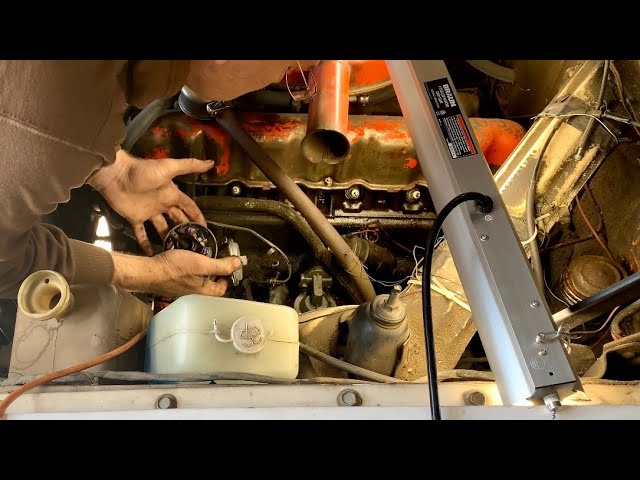 How To Change The Distributor On A 170 CI Ford Inline 6 Engine
