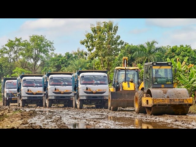 New JCB 3DX Backhoe Loader Loading Soil into 2 TATA Dump Trucks and 2 Ashok Leyland Trucks on Mud...