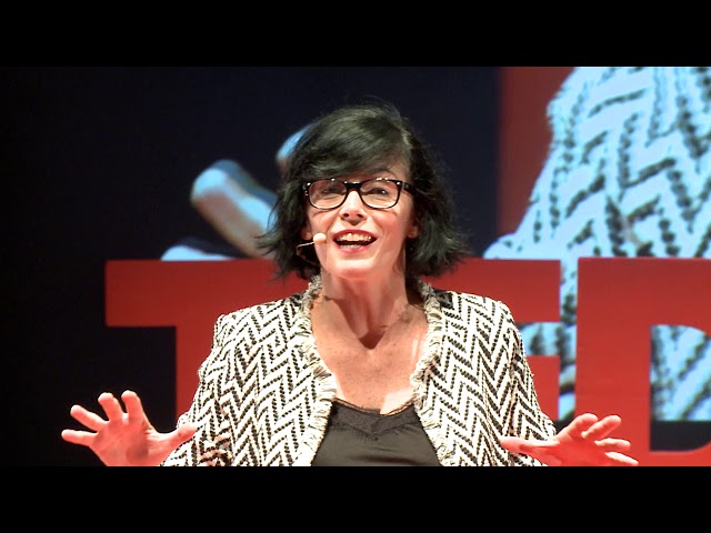 Knowledge, classrooms and teachers with open doors | Ana Hernández | TEDxValladolid