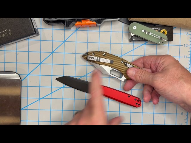 Defcon Red Folder TD015RD:  Nice Budget folder