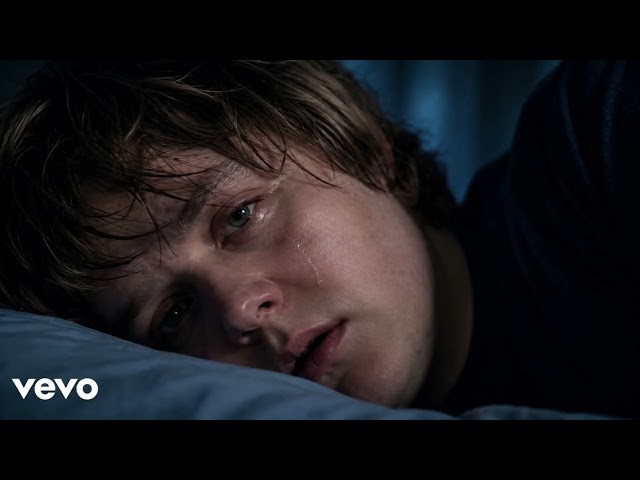 Lewis Capaldi - Salt and Streetlight (Official Music Video) OUT NOW!!!