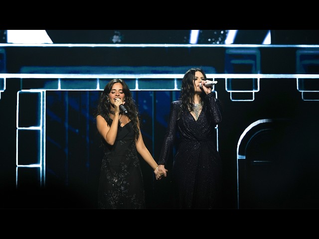 Laura Pausini & Camila Cabello - Víveme/Vivimi (Live at Kaseya Center - Miami) [YO CANTO WORLD TOUR]