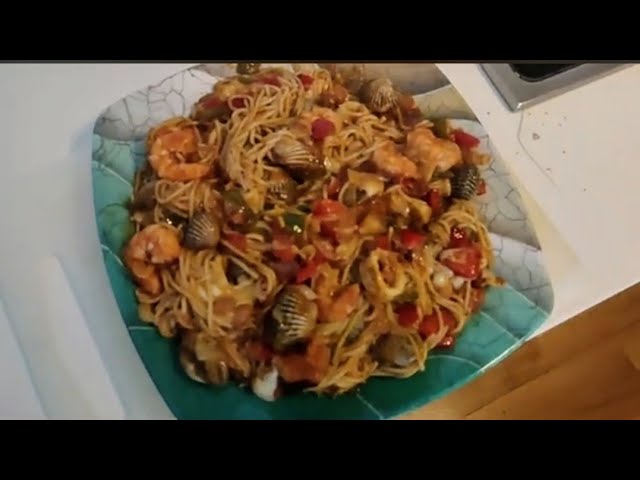 espaguetis a la marinera estilo charly viral receta especial