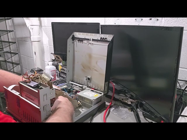 IBM ThinkCentre S51 - let's try a bunch of CPUs, can it take an upgrade?