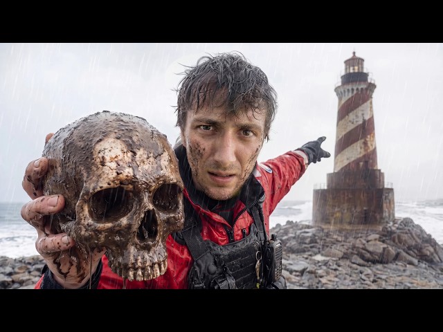 A Murderer Lives In This Lighthouse...