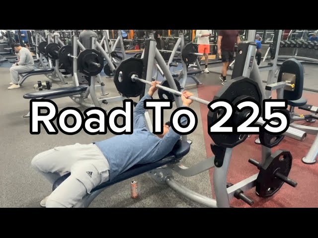 Road To 225 Bench Press Ep#7 (Progressive Overloading Slowly But Surely)
