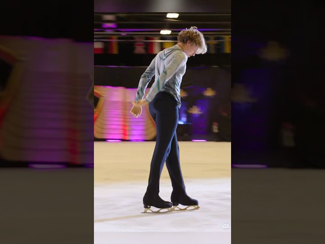 World Champion Ilia Malinin performs his short program to 'RUNNING' by NF (full video linked below)