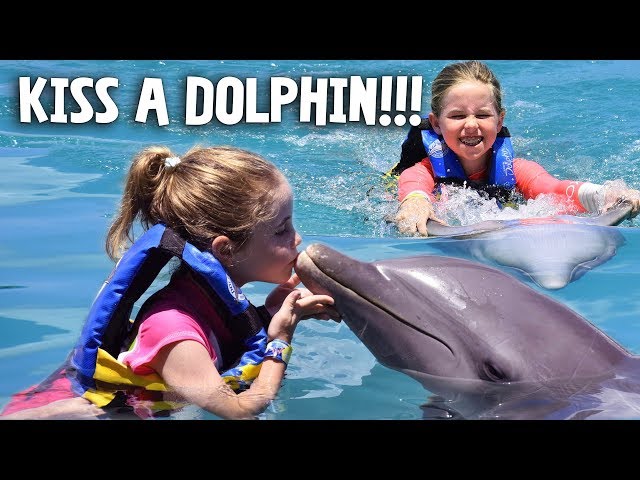 Princess Detectives Cayman Islands Vacation!!! KISS A DOLPHIN!