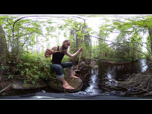 Natural chord for bow drill in 360 VR