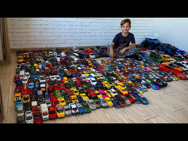 How many toy cars does Mark have?