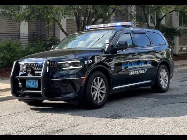 Wakefield police unit 1127 responding (Unknown call)