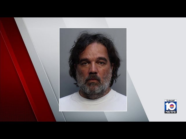 Miami-Dade teacher facing charges for alleged sexual relationship with student