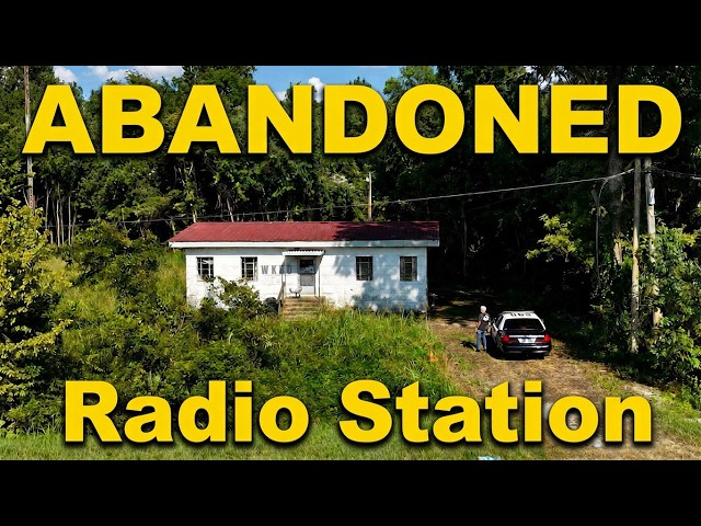 Abandoned Radio Station - Everything left to ROT