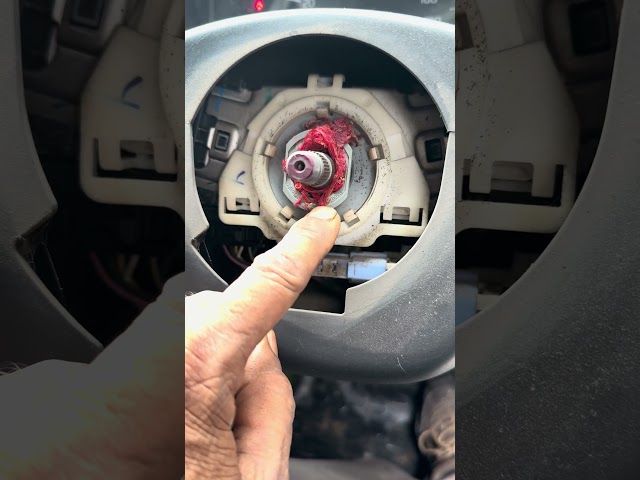 Celerio Horan does not work #problem #Horan reel got stuck in it #mechanic Work #problem solved ￼