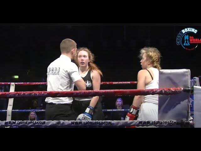 ChessBoxing - Amina Akhmadulina (RUS) vs Alina Rath (GER) - U70 -  Final 5th World Championships