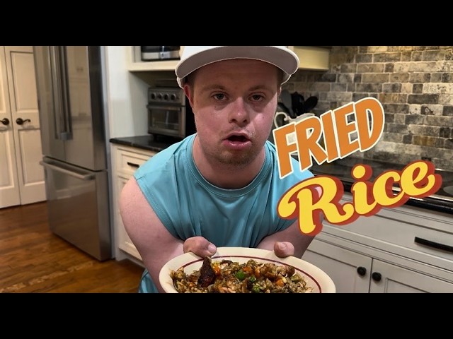 Juicy Chicken Thigh Fried Rice! 🍚🍗 Let’s Go!! #cooking #friedrice #recipe