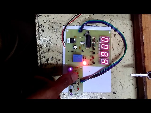 bidirectional visitor counter using microcontroller