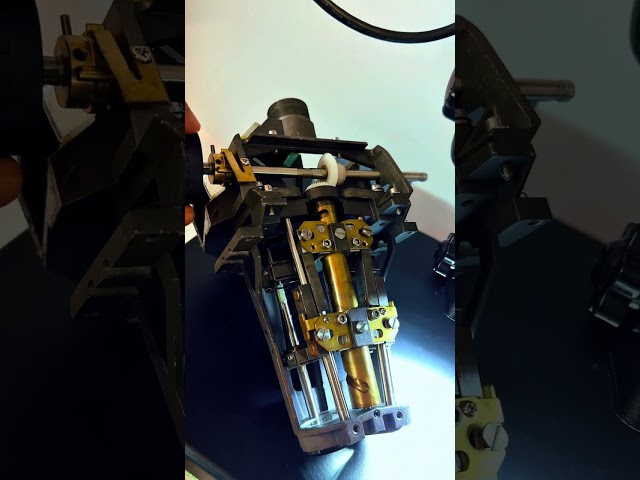 This is what a Servicell SVA-85 microscope is like