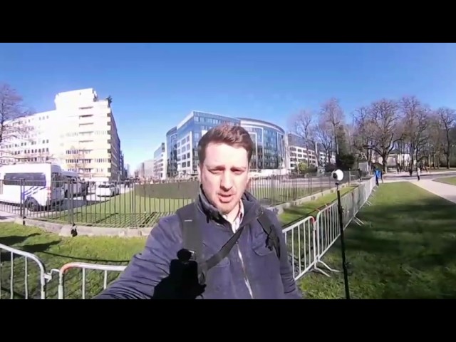 Live 360 inauguration de l'oeuvre pour les victimes d'attaques terroristes.
