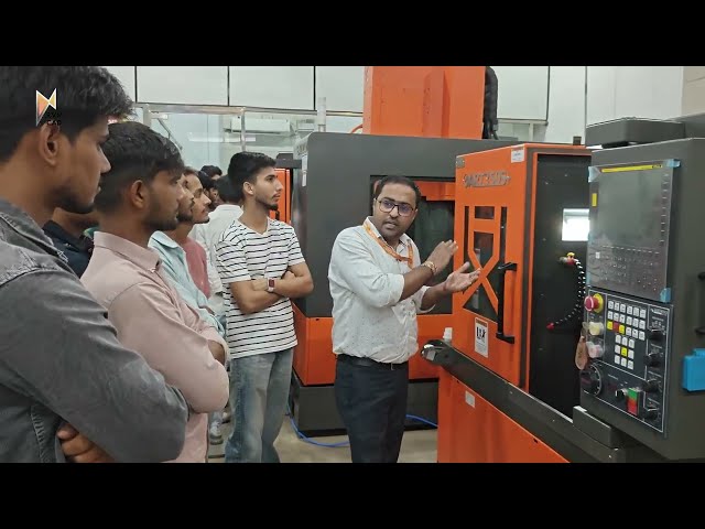 CNC Operating COMPLETE Ek Video में - Zero to Advanced Level | Learn CNC VMC Programming at RVM CAD