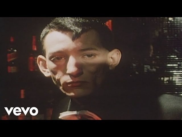 Radio Futura - Escuela de Calor (Vídeo Oficial)