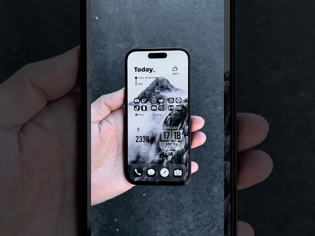iOS 26 Aesthetic: Black & White Mountain Widget Setup