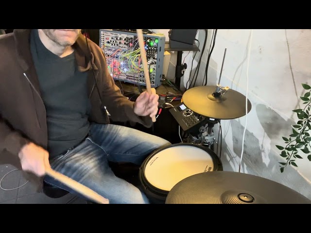 e-drums triggering synth modules