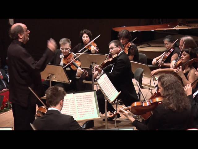 Sir Roger Norrington and ZKO (Zürcher Kammerorchester) play Mozart