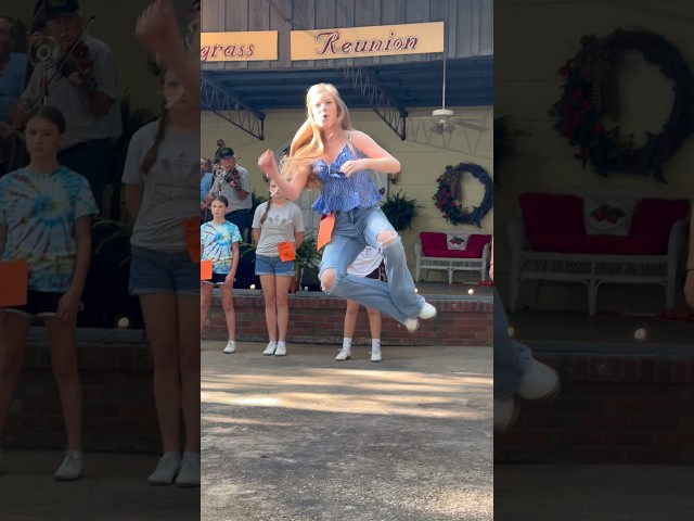 Elizabeth Clark 👣 Summertown Spring 2025