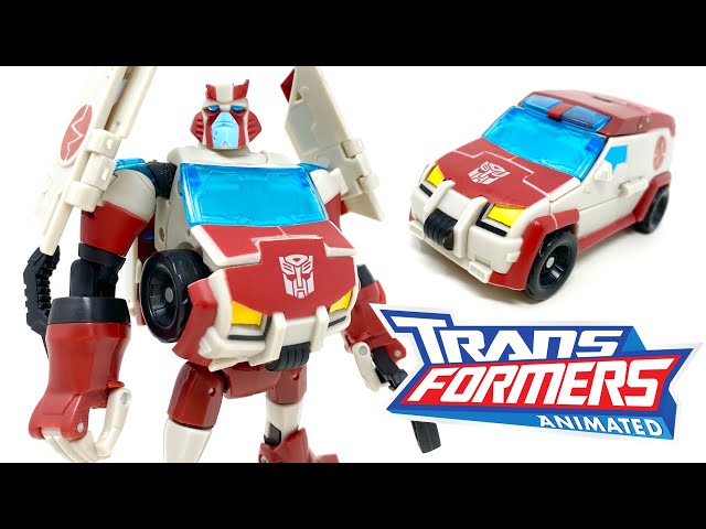 My FIRST TFA Figure! Transformers ANIMATED Deluxe Class RATCHET RETRO Review