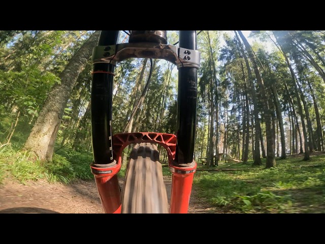RockShox BoXXer Ultimate Charger 2.1 RC2 testing