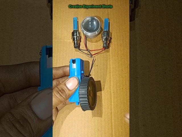 Laser light and tire light project with metal gear