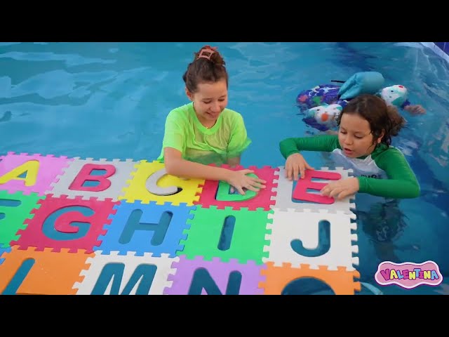 Letra D de Dinosaurio 🦖 ABC BUSCANDO LAS LETRAS DEL ALFABETO CON VALENTINA PONTES