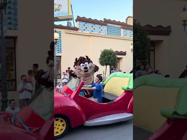🌈Taz Superstars of Pride Parade - Parque Warner Madrid